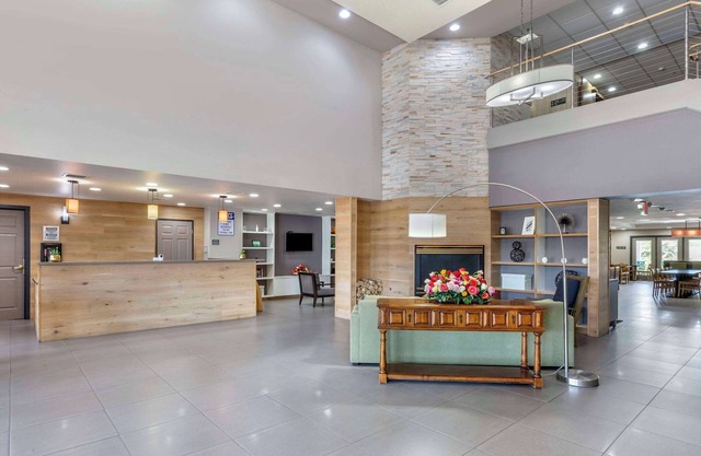 Country Inn & Suites by Radisson, Mesa, AZ