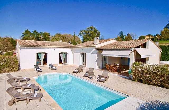Country villa - Sleeps 8 - Mimosa view