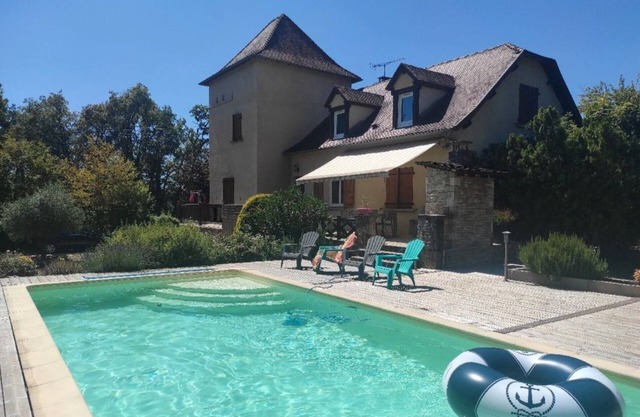Country villa with swimming pool