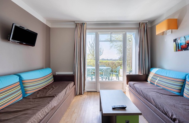 Courlis Cendré - Two Bedroom House, Sleeps 7