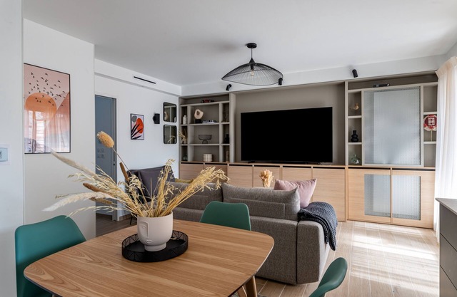 Cours Morny - Superbe appartement , emplacement idéal