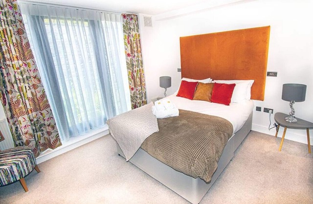 Courtyard Double Room - Penarth Seafront