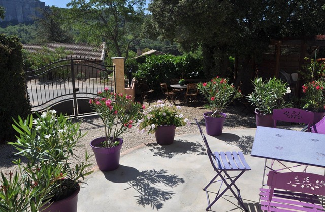 Courtyard terrace cliff view