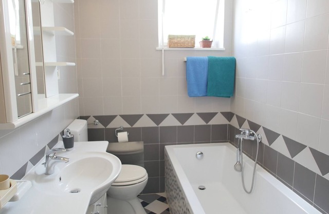 Cousy and spaceus apartment 600 m from beach