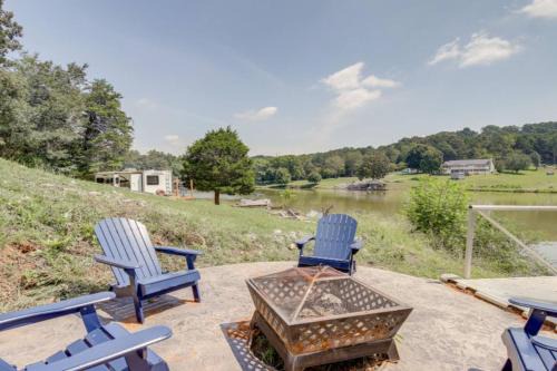 Cove Life Cabin on the Lake