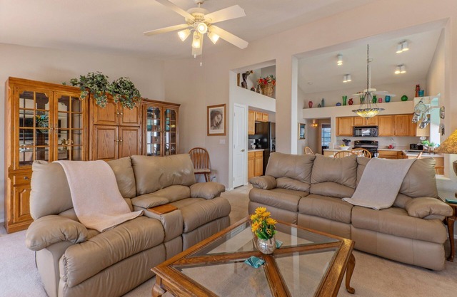 Covered Patio, Lava Rock Gas Fire Pit, Near Spring Training, Golf, Hiking & Biking; 30 Day Min Stay