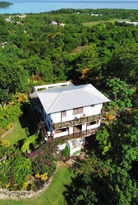 Coyaba private hilltop jungle retreat