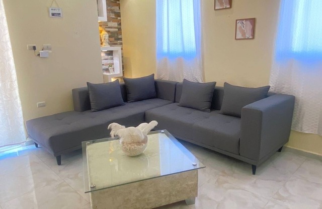 Cozy apartment (5 minutes from downtown)