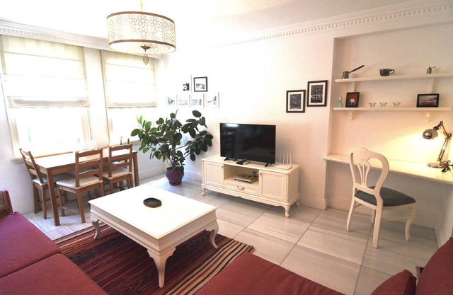 Cozy 1-Bdr Apartment in Cihangir Neighborhood