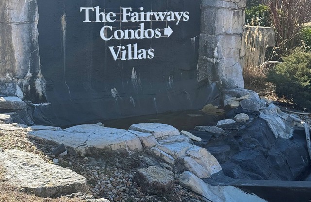 Cozy, 1-bedroom Branson Condo in the exclusive Stonebridge gated Community