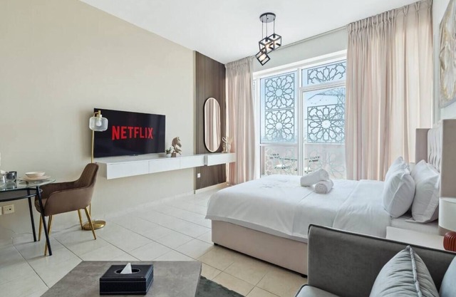 Cozy 1BHK - Discovery Gardens