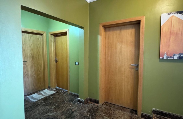 Cozy 2-bedroom apartment in marvelous Maadi,Governorate with WiFi, AC