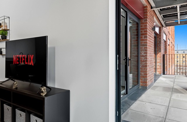 Cozy 2 Bedroom Apartment Central Liverpool Luxury Living