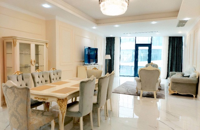 Cozy 2-bedroom apartment with fitness room, WiFi in welcoming T'bilisi