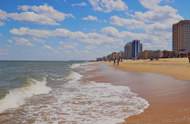 Cozy 2-bedroom condo with WiFi and AC in enchanting Chesapeake
