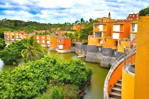 Cozy 2-bedroom villa on river mouth