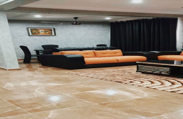 Cozy 3 BDR HSE/w King & Queen-beds Wi-fi & Netflix