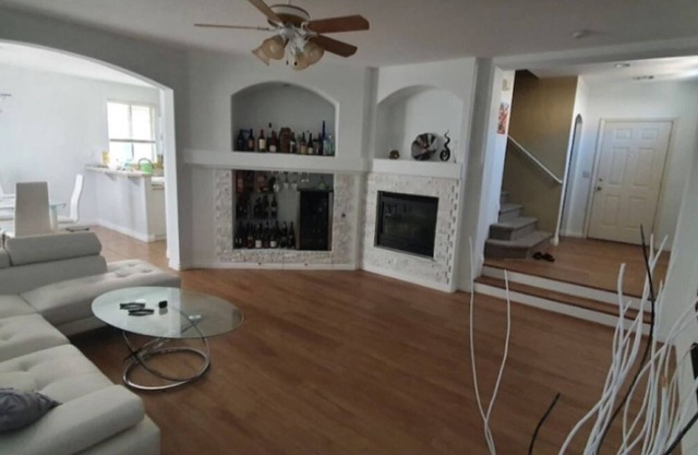 Cozy 3 Rooms in a 4-room House - Convenient and Comfortable!