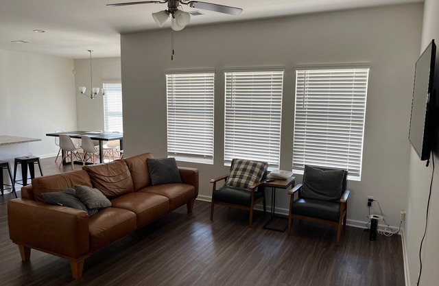 Cozy 4-bedroom home in beautiful suburban neighborhood