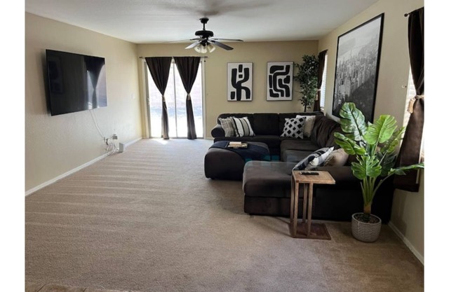 Cozy 4 bedroom home!