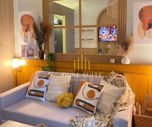 Cozy & Aesthetic walking distance to MOA,near NAIA AIRPORT with NETFLIX,MINIVIDEOKE,BOARDGAMES-DUXE3