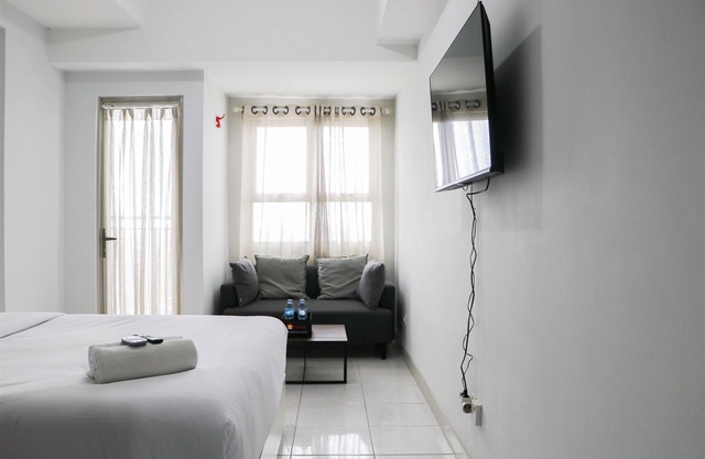 Cozy And Nice Studio Apartment At Mekarwangi Square Cibaduyut