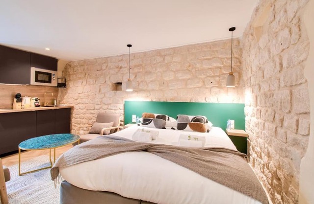 Cozy apartement heart of Montmartre & historic Paris