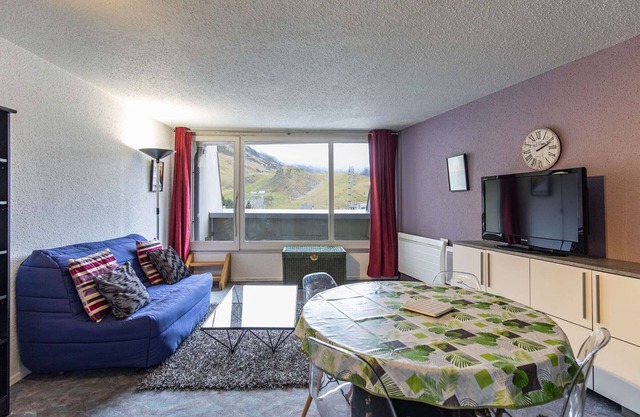 Cozy Apartment 6 ppl, 1 bdr, 80m from slopes - La Mongie