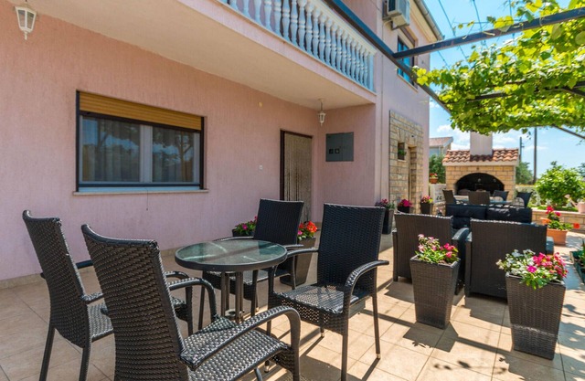 Cozy apartment in Biograd na moru