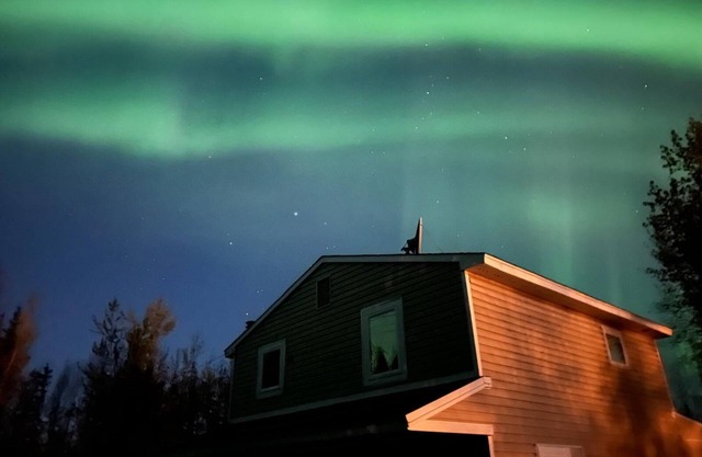Cozy Aurora Getaway – Red Door Residence, North Pole Alaska - close to Fairbanks