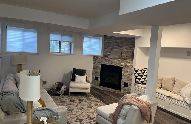 Cozy basement suite w/fireplace. Pet friendly!
