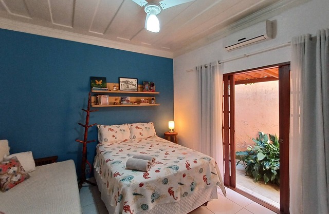 Cozy Caiçara Suite with AC, TV & Wi-Fi 300m from the Historic Center of Paraty