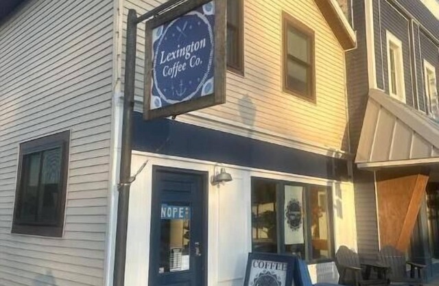 Cozy Coffee Loft! Located directly above The Lexington Coffee Shop!