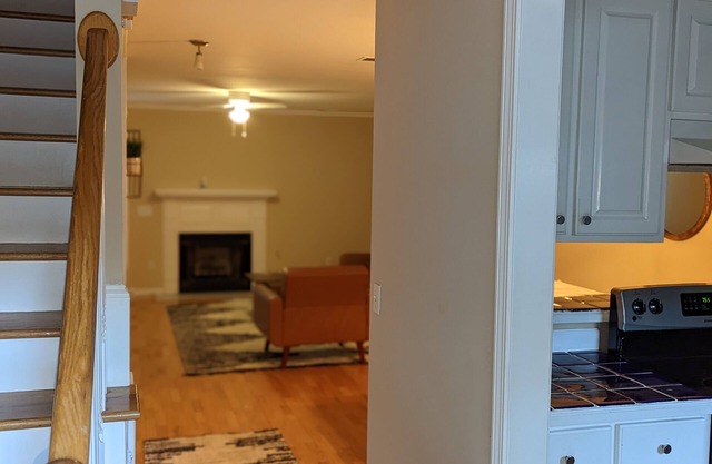 Cozy Condo w/the comforts of home