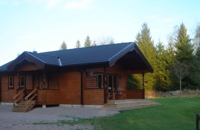 Cozy cottage at the edge of the forest in Småland