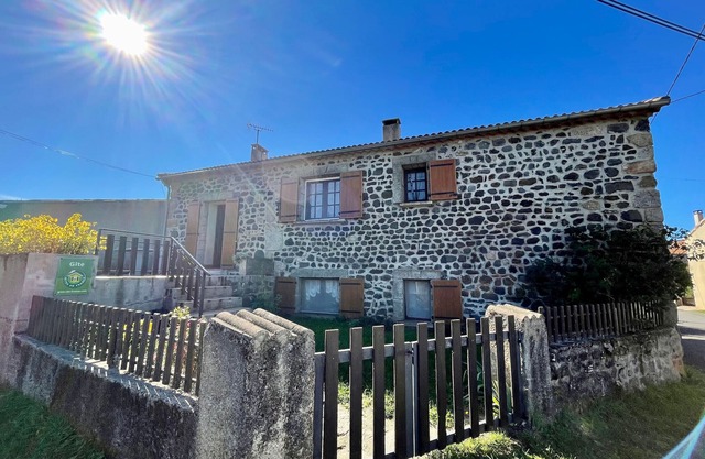 Cozy Cottage with Fireplace, Terrace, and Baby Equipment near Village, Lake, and Cliffs