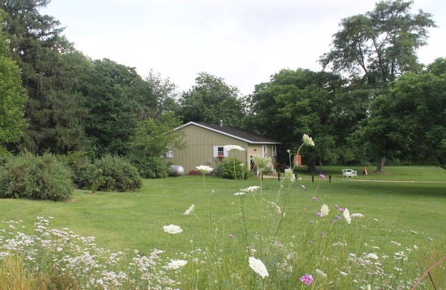 Cozy Country Cottage