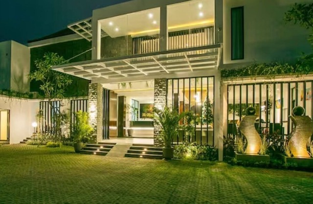 Cozy deluxe room close to airport - RO for 2 pax