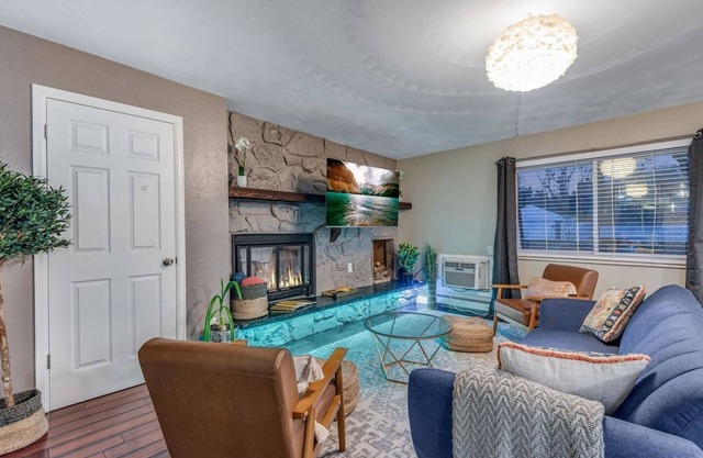 Cozy Denver Stay | Grill + Patio | Sloan’s Lake| Firepit