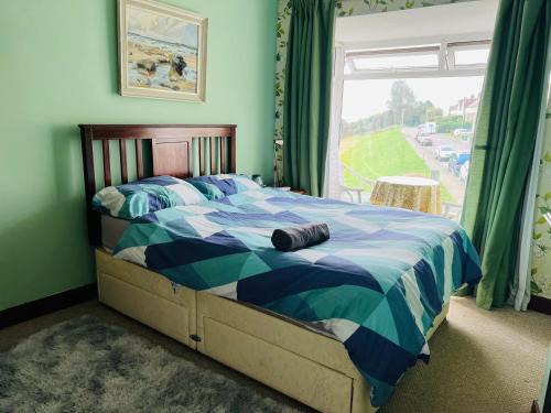 Cozy Double Room in Victorian House with Amazing Sea View