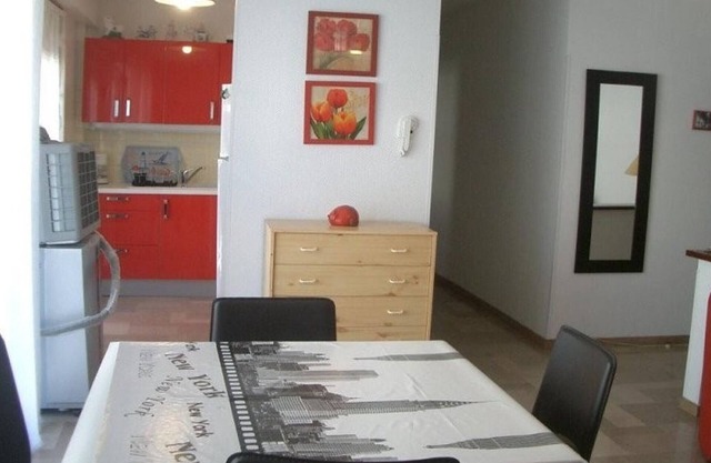 Cozy F2 Apartment with A/C, Balcony & Near Thermal Baths in Amélie-les-Bains