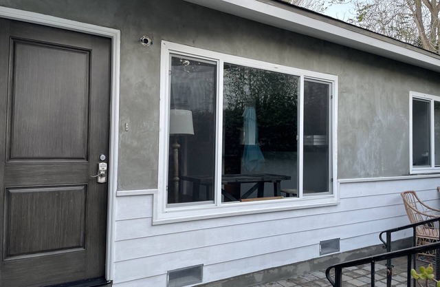 Cozy Home Close to South Bay Beaches