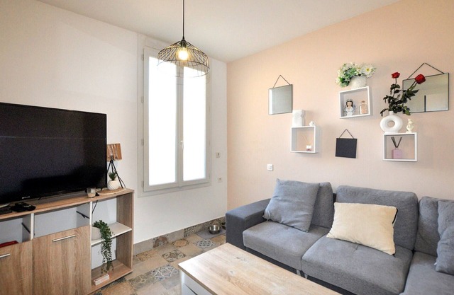 Cozy home in Villelongue de la S
