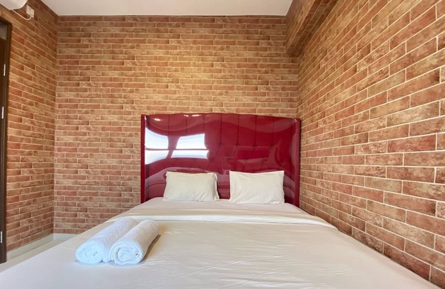 Cozy Living 2Br At Mekarwangi Square Cibaduyut Apartement