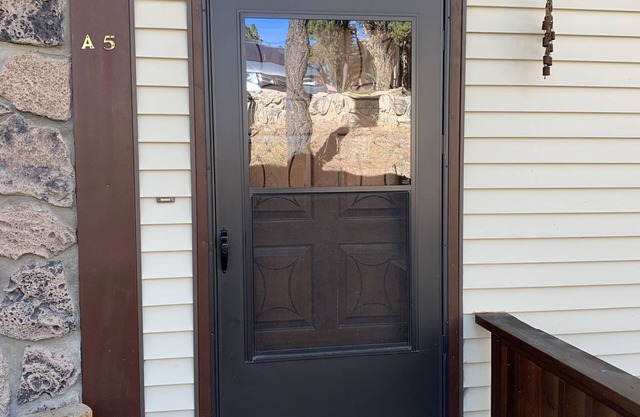 Cozy Ruidoso Home With A View/Convenient Location