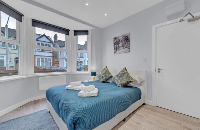 Cozy Serviced Ensuite In West Drayton London TW7