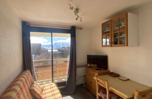 Cozy Studio for 4, Balcony, Pet-Friendly, Near Ski Lift - Alpe d'Huez