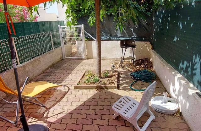 Cozy Studio Cabin, 150m from Beach, Free WiFi, Terrace, Parking