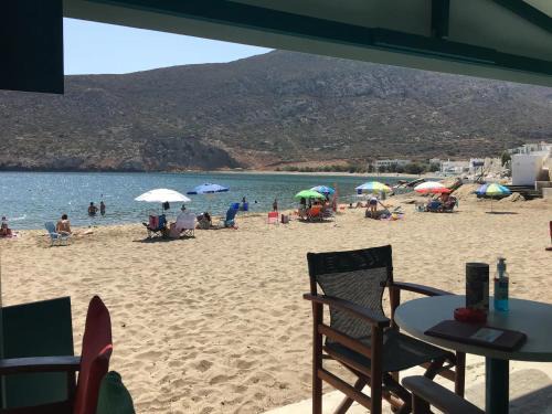 Cozy Studio in Beautiful Apollonas Beach Naxos