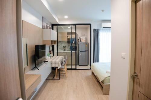 Cozy Studio in Jed Yod Nimman Steps to Convenience Store